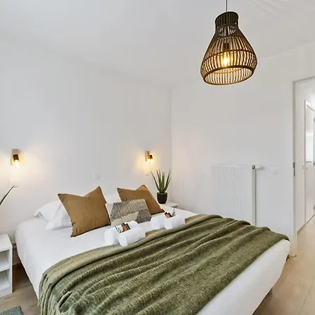 Beautiful Bel-etage In Apartman *