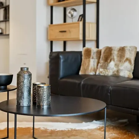 Beautiful Bel-etage In Apartman