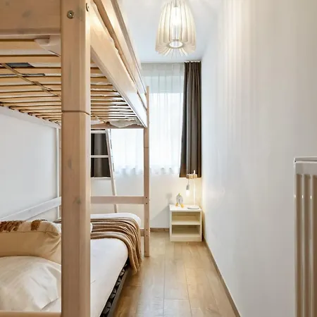 Beautiful Bel-etage In アパート *
