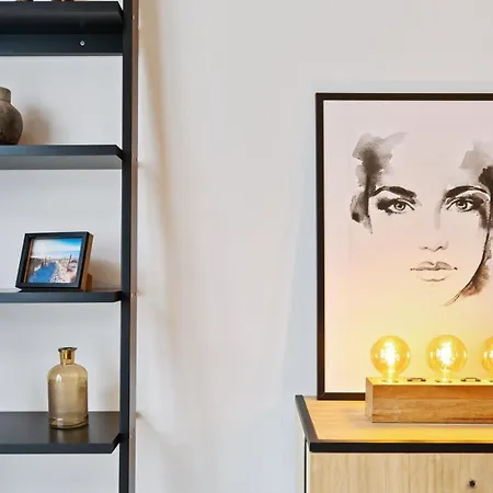 Beautiful Bel-etage In Apartman