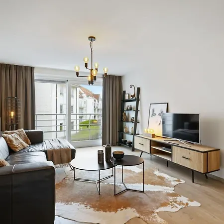 Beautiful Bel-etage In Apartman Blankenberge