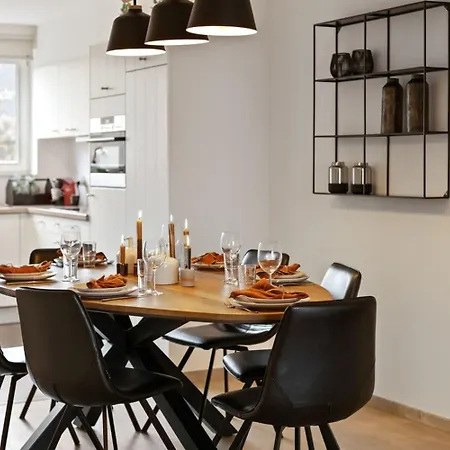 Beautiful Bel-etage In * Blankenberge